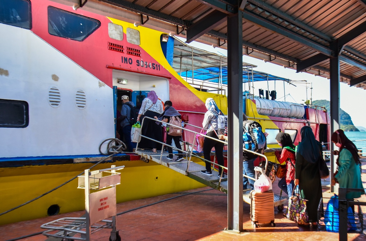 Book your ferries in Malaysia